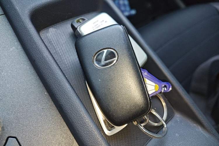Used Lexus IS 2017 300 Leading Edition Vehicle Key