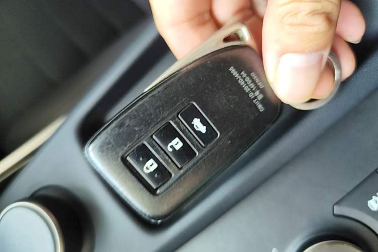 Used Lexus IS 2017 300 Leading Edition Vehicle Key