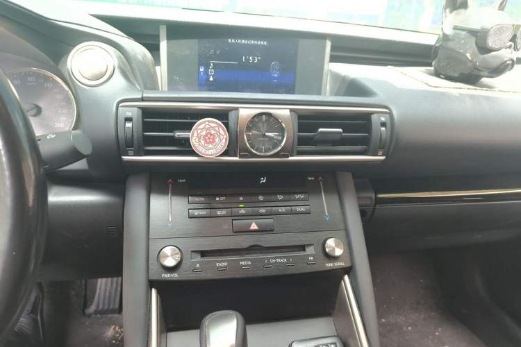 Used Lexus IS 2017 300 Leading Edition Audio And AC Panel