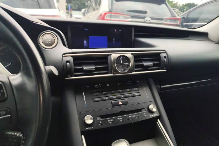 Used Lexus IS 2017 300 FENGSHANG Edition Audio And AC Panel