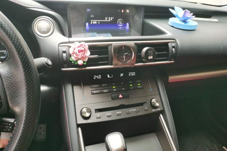 Used Lexus IS 2017 300 F SPORT Edition Audio And AC Panel