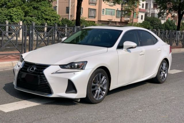 Used Lexus IS 2017 300 FENGSHANG Edition