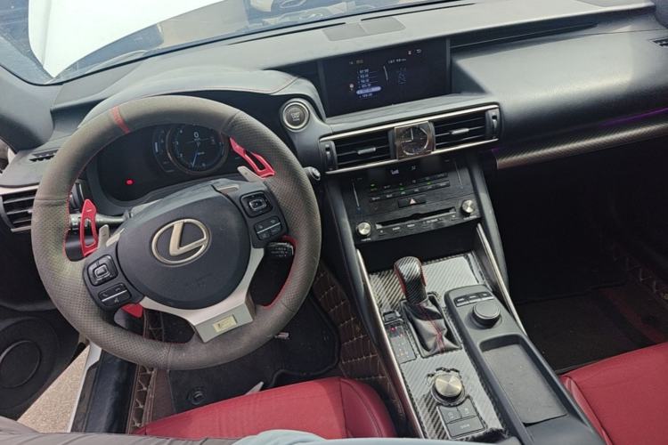 Used Lexus IS 2017 300 F SPORT Edition Center Console