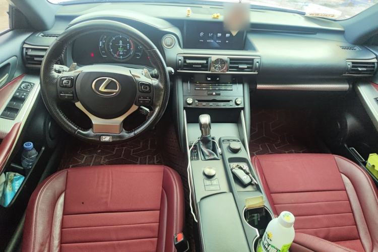 Used Lexus IS 2017 300 F SPORT Edition Center Console