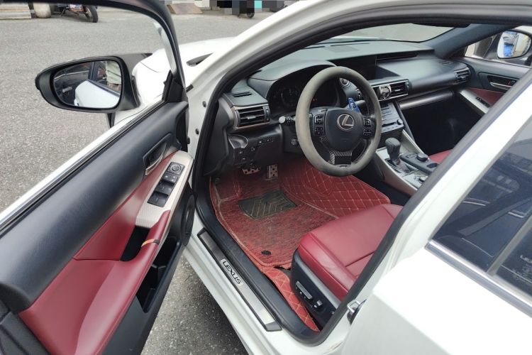 Used Lexus IS 2017 300 F SPORT Edition Driver Seat