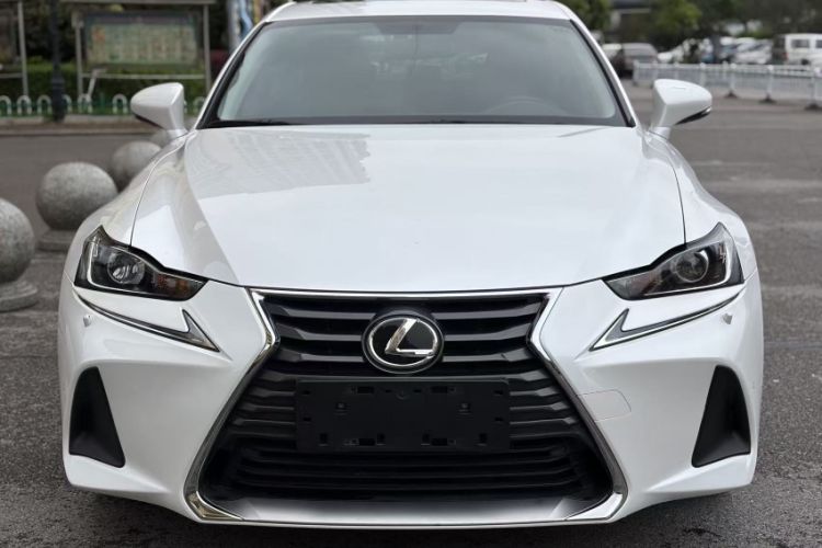 Used Lexus IS 2017 300 Leading Edition Exterior 1