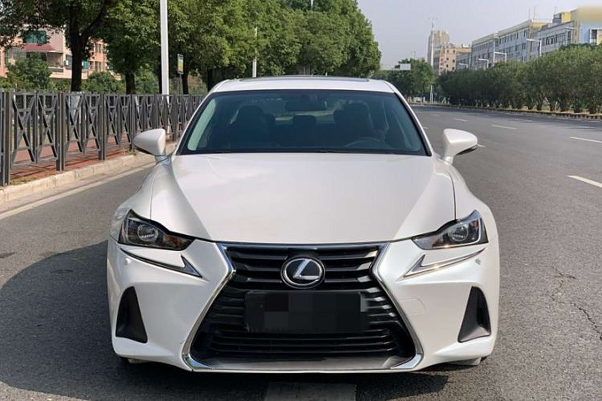 Used Lexus IS 2017 300 FENGSHANG Edition Exterior 2