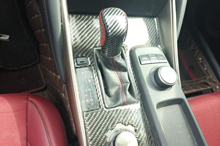 Used Lexus IS 2017 300 F SPORT Edition Gear Lever
