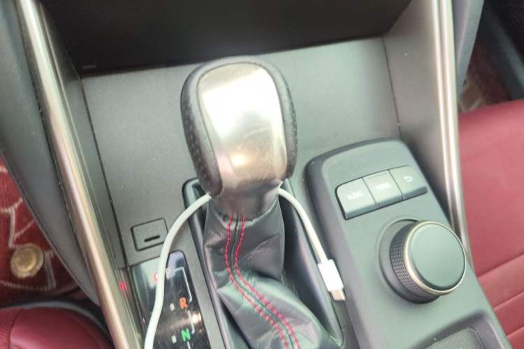 Used Lexus IS 2017 300 F SPORT Edition Gear Lever