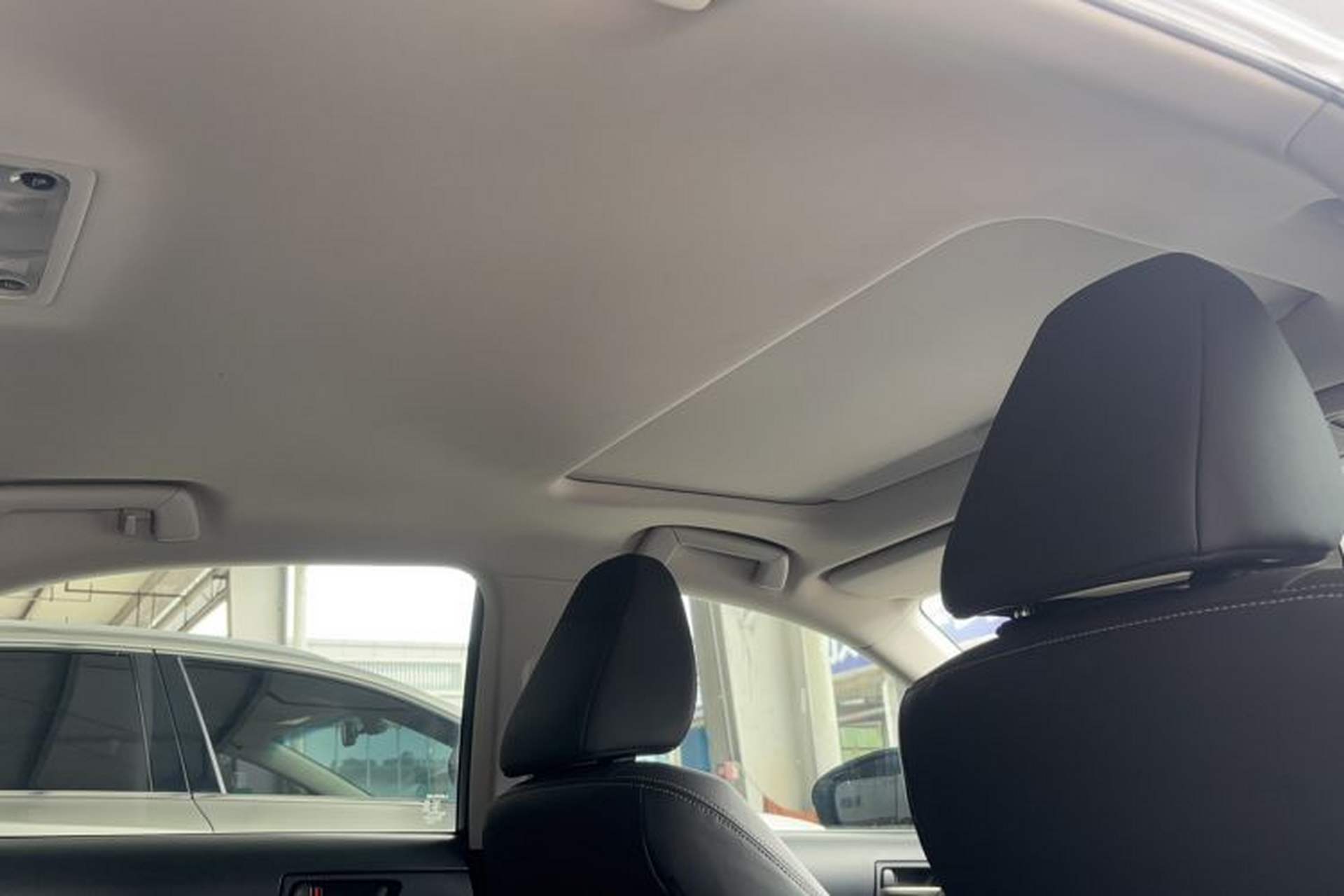 Used Lexus IS 2017 300 Leading Edition Headliner