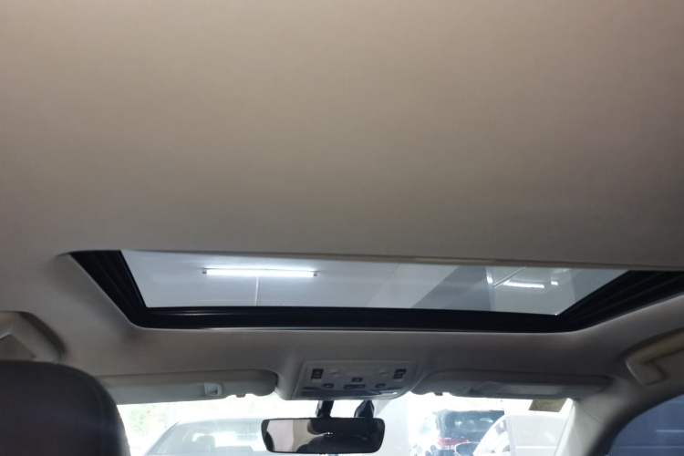 Used Lexus IS 2017 300 FENGSHANG Edition Headliner