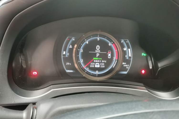 Used Lexus IS 2017 300 F SPORT Edition Instrument Cluster