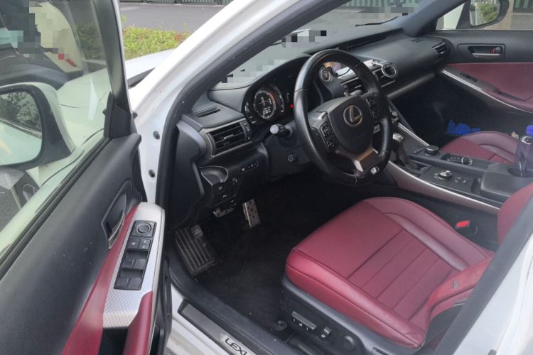 Used Lexus IS 2017 300 F SPORT Edition Interior 3