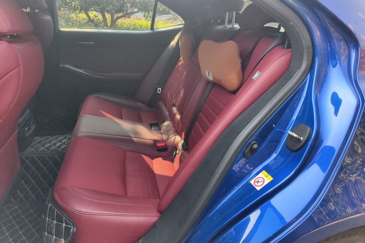 Used Lexus IS 2017 300 F SPORT Edition Interior 4