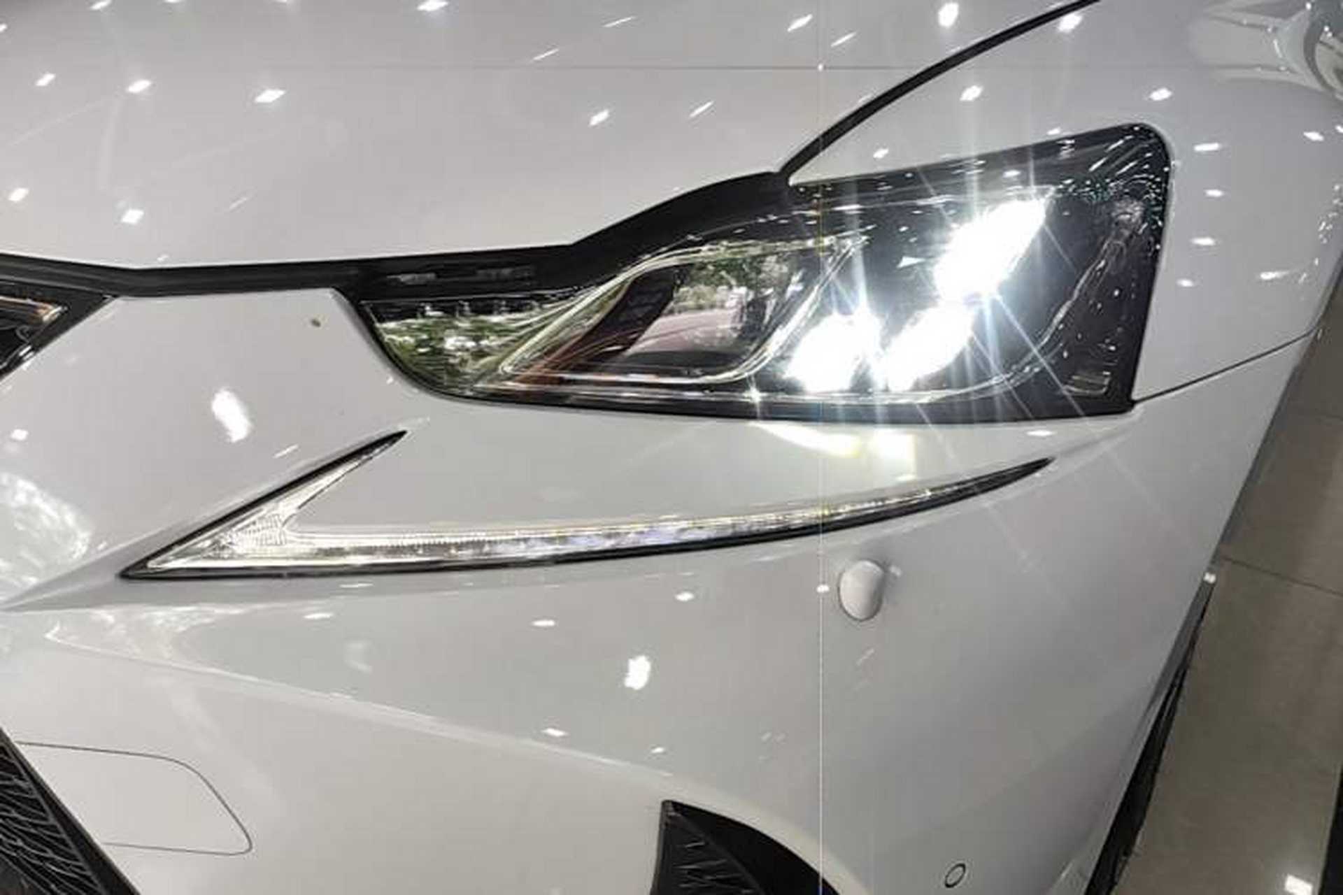Used Lexus IS 2017 300 F SPORT Edition Left Front Headlight