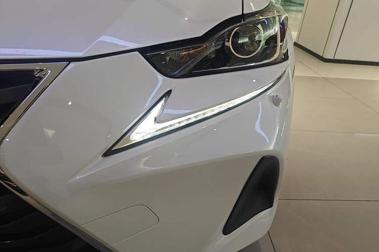 Used Lexus IS 2017 300 FENGSHANG Edition Left Front Headlight