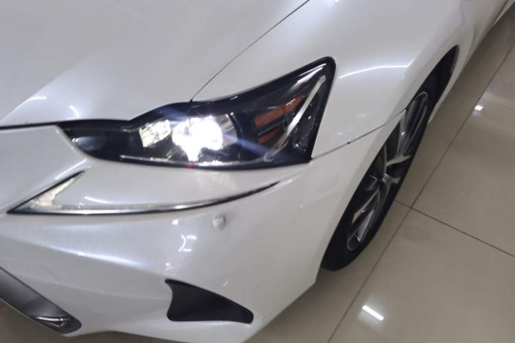 Used Lexus IS 2017 300 FENGSHANG Edition Left Front Headlight