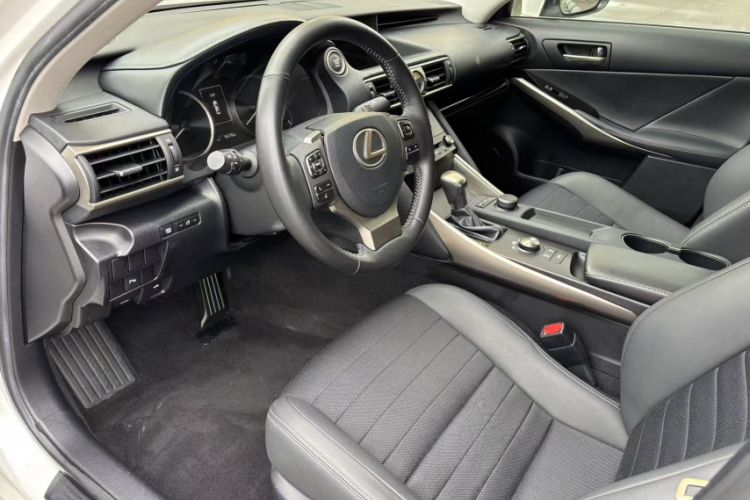 Used Lexus IS 2017 300 Leading Edition Left Front Seat