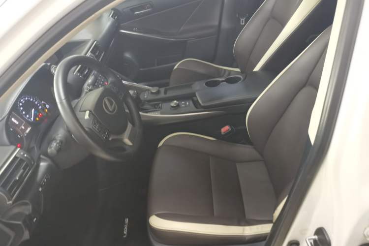 Used Lexus IS 2017 300 FENGSHANG Edition Left Front Seat