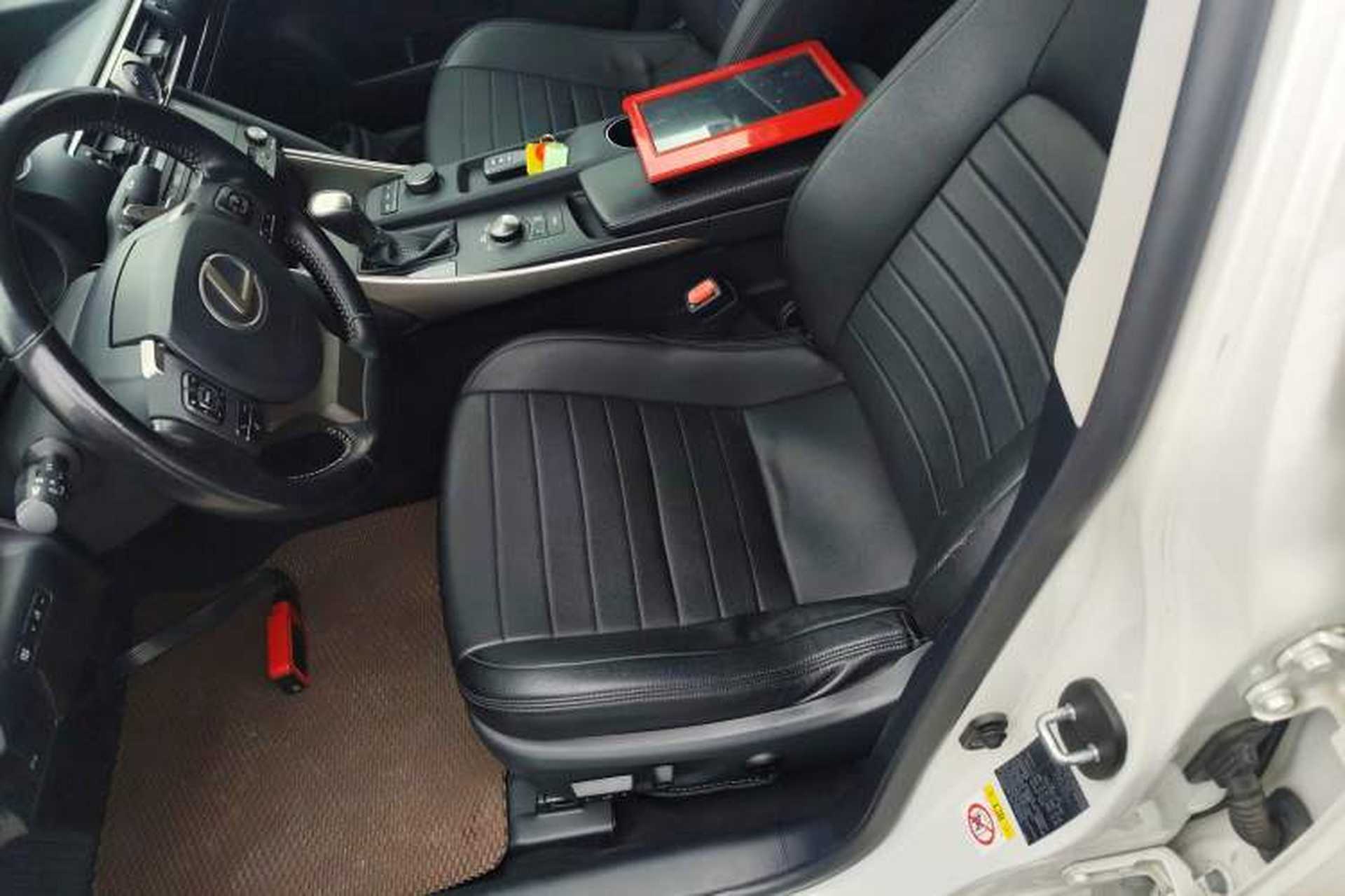 Used Lexus IS 2017 300 FENGSHANG Edition Left Front Seat