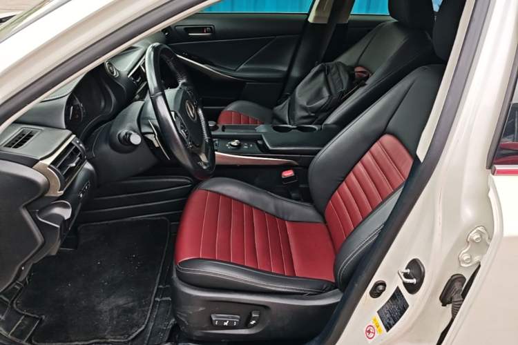 Used Lexus IS 2017 300 FENGSHANG Edition Left Front Seat