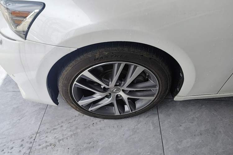 Used Lexus IS 2017 300 FENGSHANG Edition Left Front Wheel Hub