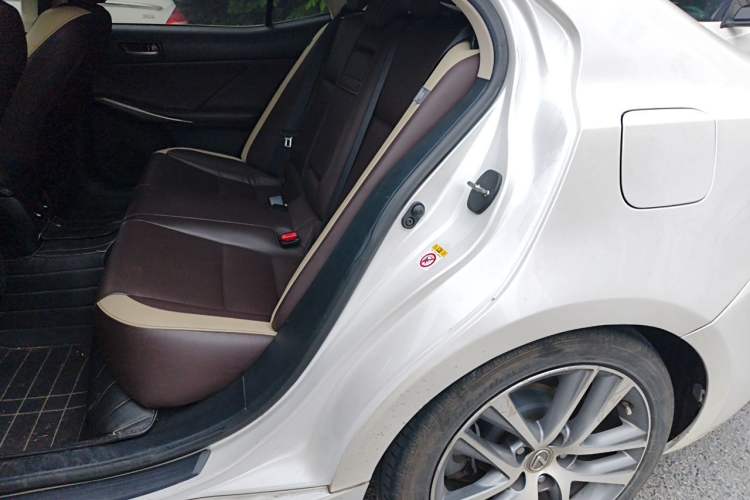 Used Lexus IS 2017 300 FENGSHANG Edition Left Rear Seat