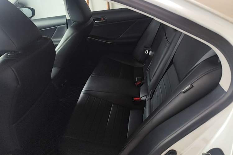 Used Lexus IS 2017 300 FENGSHANG Edition Left Rear Seat