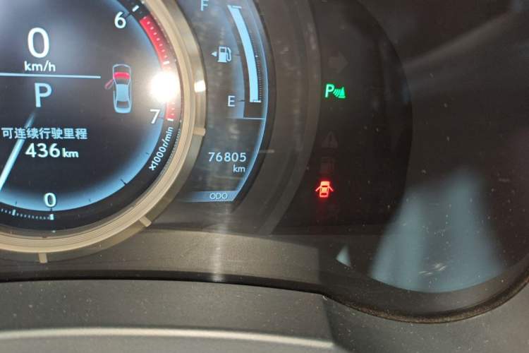 Used Lexus IS 2017 300 F SPORT Edition Odometer Close Up