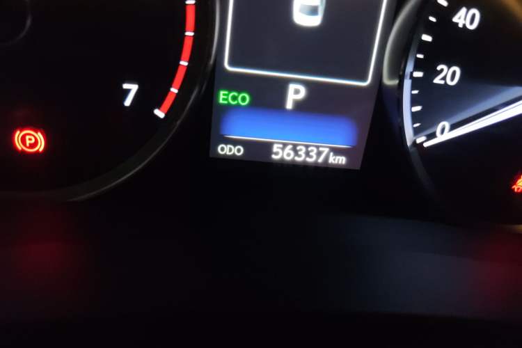 Used Lexus IS 2017 300 Leading Edition Odometer Close Up