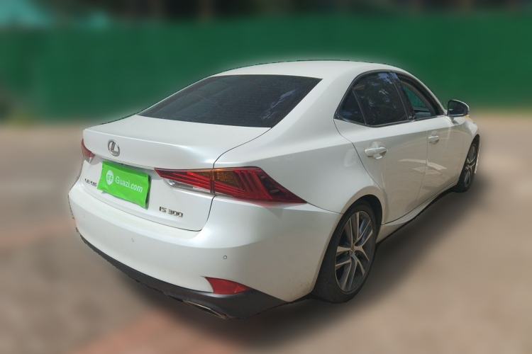 Used Lexus IS 2017 300 Leading Edition Rear Right 45 Deg