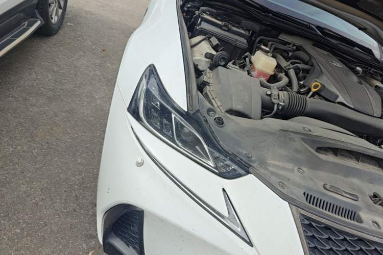 Used Lexus IS 2017 300 F SPORT Edition Right Front Headlight