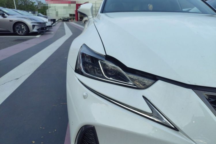 Used Lexus IS 2017 300 F SPORT Edition Right Front Headlight