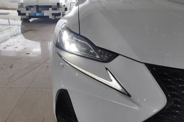 Used Lexus IS 2017 300 F SPORT Edition Right Front Headlight