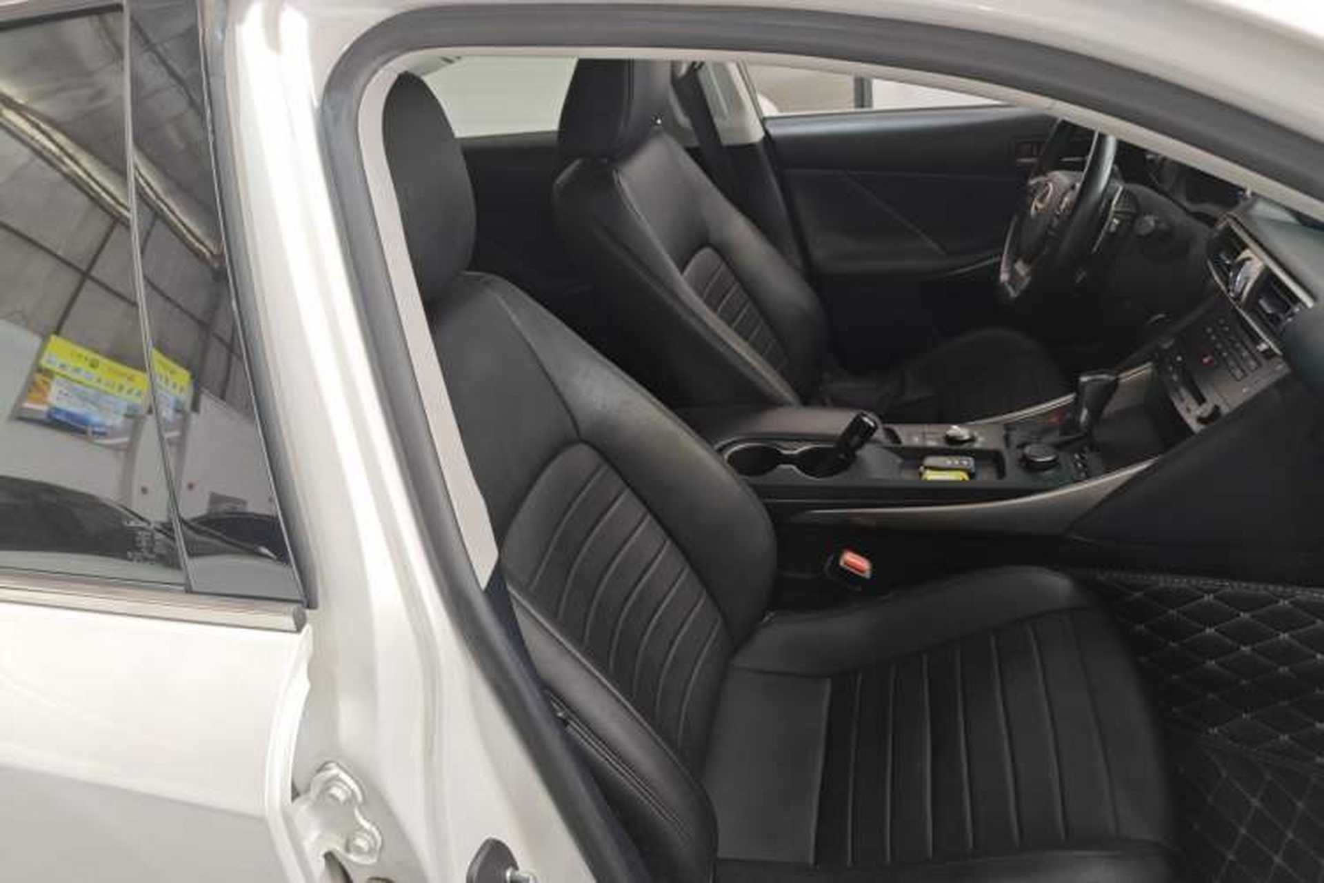 Used Lexus IS 2017 300 FENGSHANG Edition Right Front Seat