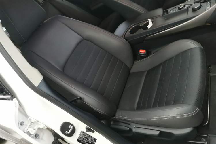 Used Lexus IS 2017 300 Leading Edition Right Front Seat