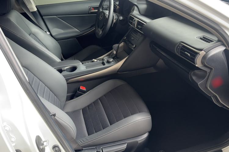 Used Lexus IS 2017 300 Leading Edition Right Front Seat