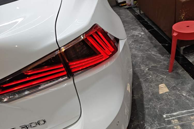 Used Lexus IS 2017 300 F SPORT Edition Right Rear Taillight