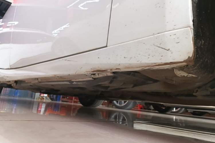 Used Lexus IS 2017 300 F SPORT Edition Right Side Sill