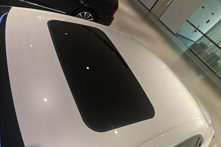 Used Lexus IS 2017 300 FENGSHANG Edition Roof