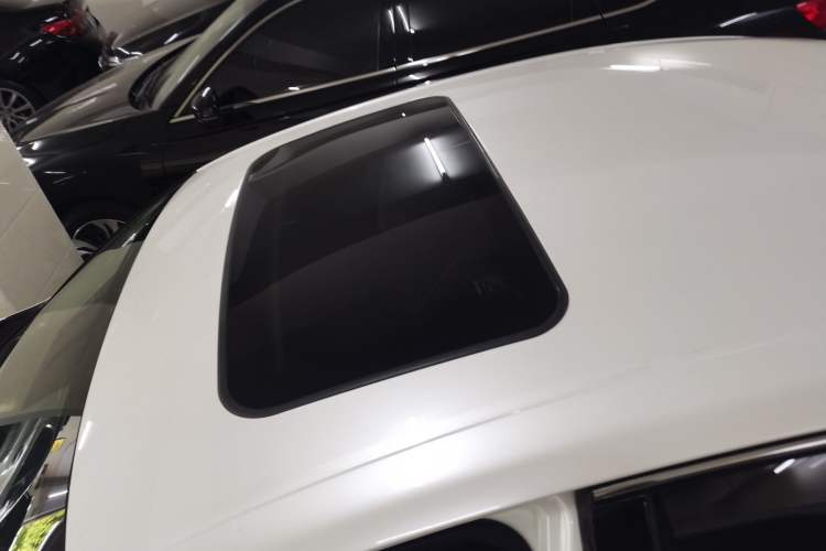Used Lexus IS 2017 300 FENGSHANG Edition Roof