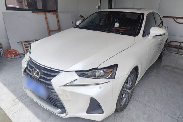 Ojetý Lexus IS 2017 300 FENGSHANG Edition
