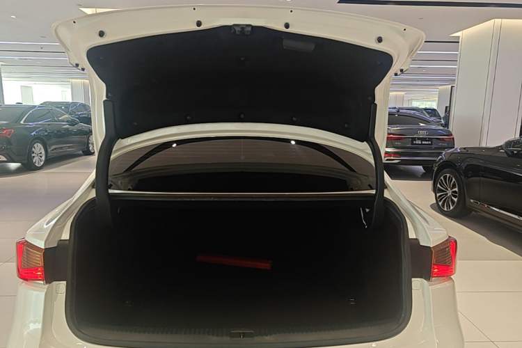 Used Lexus IS 2017 300 FENGSHANG Edition Trunk