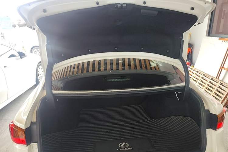 Used Lexus IS 2017 300 FENGSHANG Edition Trunk