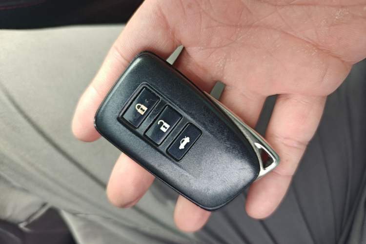Used Lexus IS 2017 300 F SPORT Edition Vehicle Key