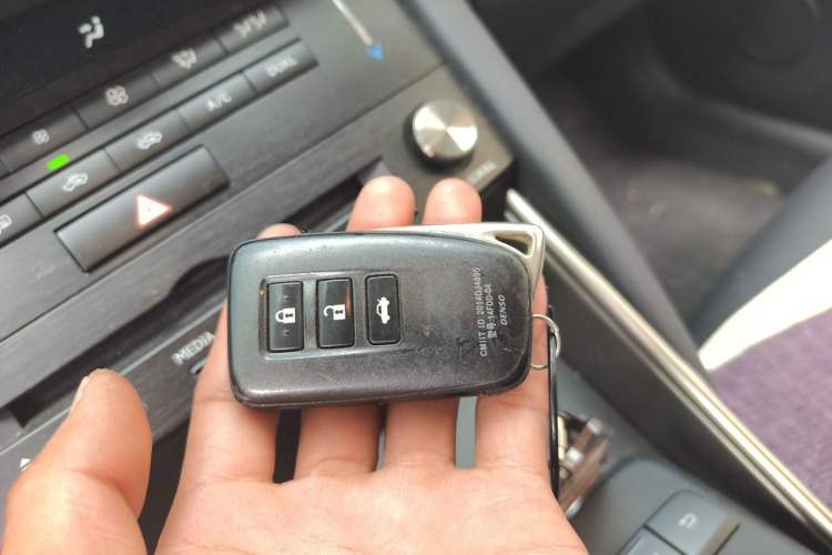 Used Lexus IS 2017 300 Leading Edition Vehicle Key
