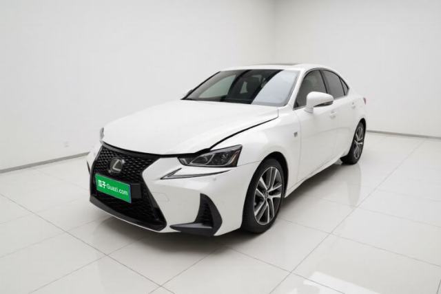 Ojetý Lexus IS 2017 300 F SPORT Edition