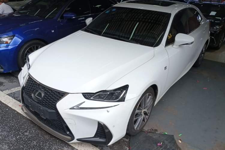 Used Lexus IS 2017 300 F SPORT Edition Guazi used car, China used car export, Used car for sale, Used cars, Cheapest cars for sale