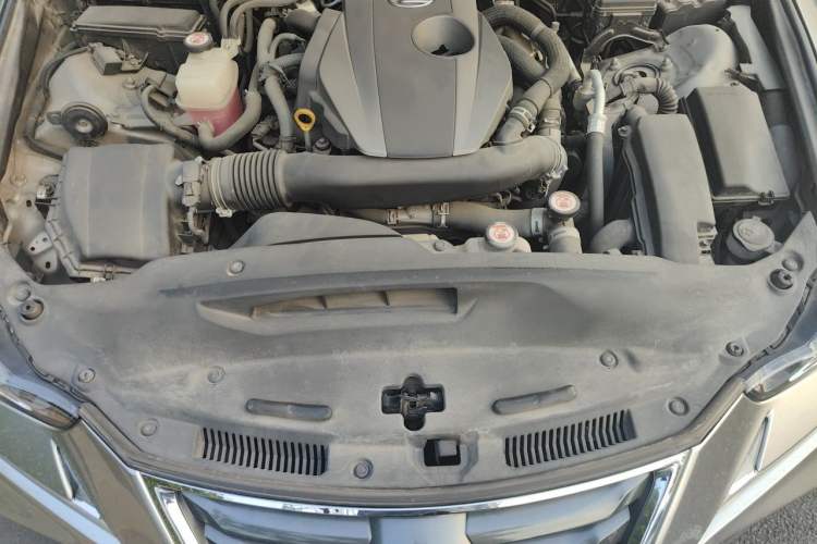 Used Lexus IS 2017 300 Leading Edition Engine Bay