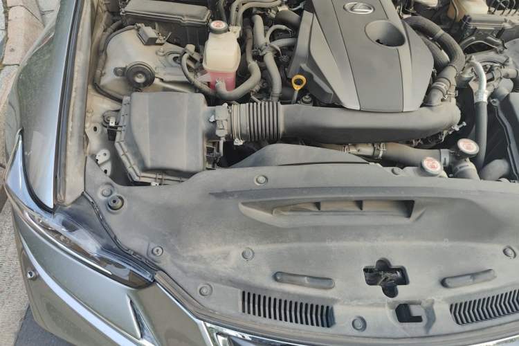 Used Lexus IS 2017 300 Leading Edition Engine Bay Right